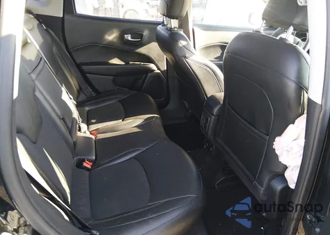 2019 Jeep Compass Latitude 4X4 from USA, damaged, VIN 3C4NJDBB2KT760929